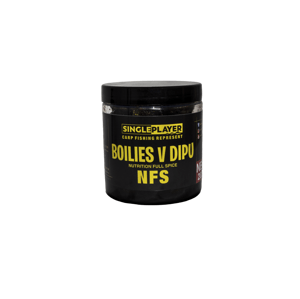 SinglePlayer Boilies v Dipu NFS 150g 20mm Hmotnost: 150g, Průměr: 20mm